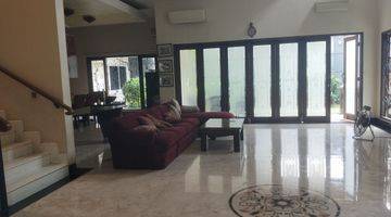 Gambar 1 Rumah Dijual  Cepat... 2 Lantai