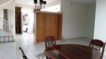 Gambar 4 Rumah Riviera Garden 2lt Luas 211m Hoek Type 4KT Kelapa Gading 