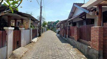 Gambar 1 Rumah Klasik Dalam Ringroad Dekat Ambarukmo Plaza