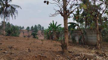 Gambar 4 Tanah di gunung batu cocok untuk quarry SHM