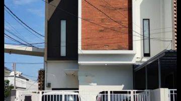 Gambar 1 Rumah 2 Lantai Furnished,private Pool Di Jatiwaringin,pondok Gede