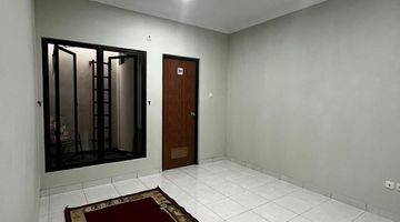 Gambar 3 Rumah Siap Huni 2 Lantai Furnished Di Caman,jatibening,pondok Gede.