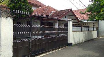 Gambar 1 Jual Rumah Besar Dan Luas Banget Di Jagakarsa