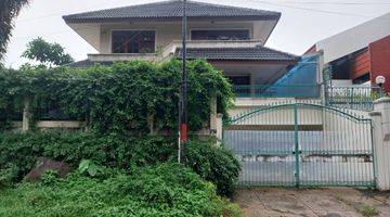 Gambar 2 Di Jual Rumah Tua Di Pondok Indah, 2 Lantai Shm, Lokasi Strategis