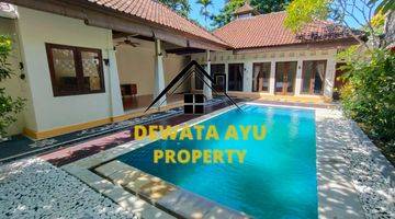 Gambar 2 Villa 2 Bed Room Land 250M2 Small Garden And Pool Seminyak Area