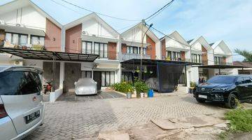 Gambar 4 Rumah 2 Lantai siap Huni Di Belakang Hotel Avenzel Cibubur 