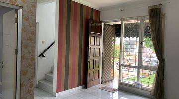 Gambar 2 Rumah 2 Lantai Semi Furnished Siap Huni Di Cluster Favorit