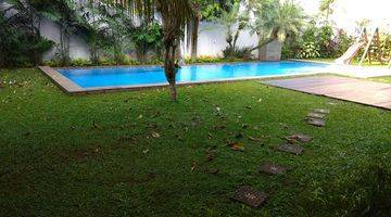 Gambar 3 LUXURY HOUSE IN COMFORTABLE AND QUIET NEIGHBORHOOD @ KEMANG, SOUTH JAKARTA