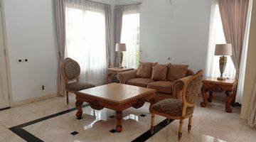 Gambar 5 Rumah Mewah 2 Lantai Sudah Renovasi, Kondisi Furnished, Siap Huni Di Tmn Beverly Golf, Lippo Karawaci Central 