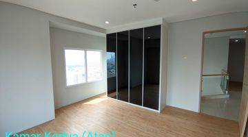 Gambar 5 Apartement Maqna Residence 3 BR Semi Furnished