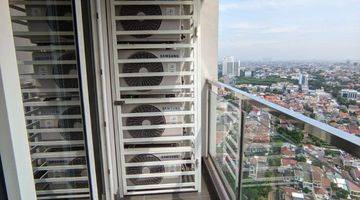 Gambar 4 Apartement Maqna Residence 3 BR Semi Furnished