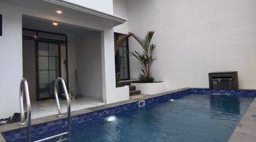 Gambar 2 Dijual Rumah Ada Pool Nya Di Jagakarsa Dekat Ragunan