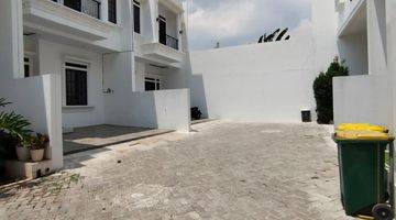 Gambar 3 Dijual Rumah Siap Huni Dalam Cluster Di Cilandak 