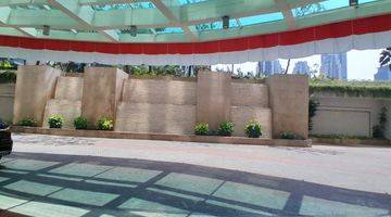 tampak depan dijual apt the peak sudirman