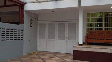 garasi/carport rumah 2 lantai untuk hunian