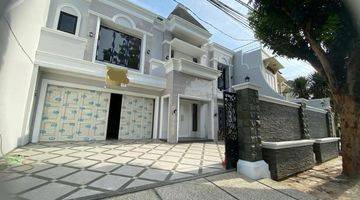 Gambar 1 Rumah Modern Bagus 2 Lt Di Tebet Private Pool SHM + Imb 01.2024