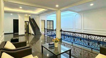 Gambar 1 Rumah Mewah American Classic Di Menteng Bintaro 