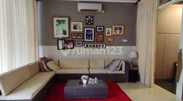 ruang keluarga rumah asri kebayoran residence bintaro,