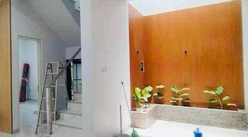 Gambar 4 Dijual Rumah Cantik 3 Lantai Full Renovasi Di Beverly Green 