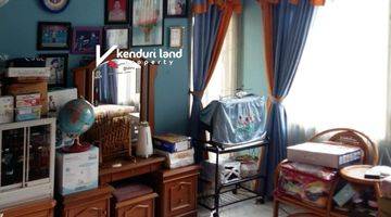 Gambar 4 Dijual rumah second di Kebayoran lama Jakarta Selatan