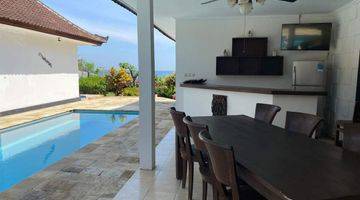 Gambar 2 For Sale Super Cheap Beach Front Villa 4 Bedroom In North  Bali