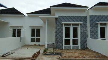 Gambar 1 Rumah Cluster Minimalis Modern 200 Meter Jalan Raya