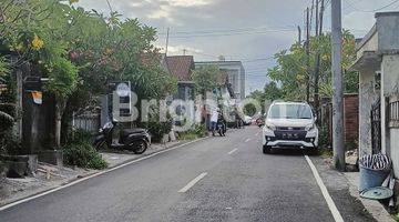 Gambar 3 RUMAH  DI DEKAT KAMPUS UNUD JIMBARAN BALI