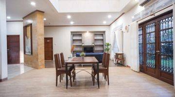 Gambar 2 Rumah Margorejo Indah Full Furnish 2.5 Lantai Di Surabaya