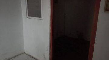 Gambar 2 Dijual Rumah Hitung Tanah Strategis di Kepunton , Jebres, Solo