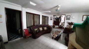 Gambar 2 Rumah 2 Lt di Wijaya Jakarta Selatan Lt 610m2 Lb 430m2