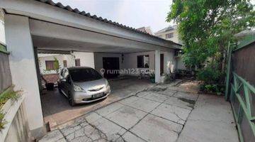 Gambar 4 Rumah 2 Lt di Wijaya Jakarta Selatan Lt 610m2 Lb 430m2