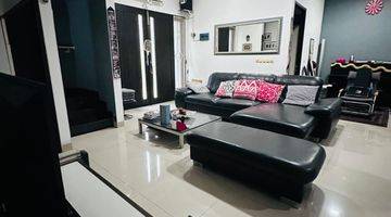 Gambar 2 Sevilla Rumah Hoek Tmur-Utara View Lepas Furnished 3.8m