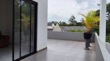 Gambar 1 Vanya Park Rumah Mandiri Hoek Taman Utara-Barat View Lepas 4.15m