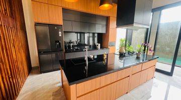 Gambar 1 Rumah Semi Villa 4 Kamar Tidur Full Furnished Di Mumbul, Nusa Dua