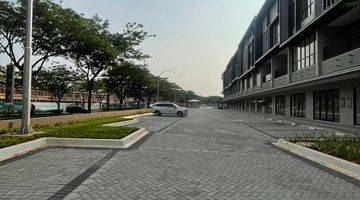 Gambar 3 Ruko Gandeng Greenwich Business Park Baru Serah Terima