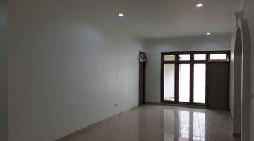 Gambar 4 Rumah Villa Melati Mas 288m Murah