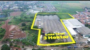 Gambar 4 Pabrik Karawang Timur Akses Container 40 Feet