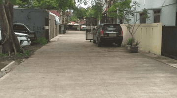 Gambar 2 Dijual Rumah 2 Lantai Lahan Luas, Murah, Ada Water Heater, Jagakarsa