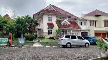 Gambar 3 Rumah 2 Lantai Jogja Perum Pesona Merapi SHM Lt 460 m² Lb 320 m²