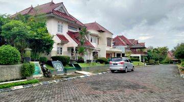 Gambar 4 Rumah 2 Lantai Jogja Perum Pesona Merapi SHM Lt 460 m² Lb 320 m²