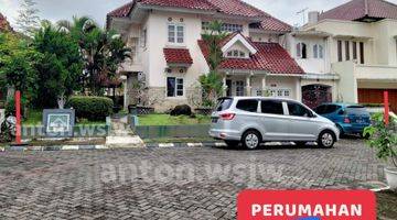 Gambar 1 Rumah 2 Lantai Jogja Perum Pesona Merapi SHM Lt 460 m² Lb 320 m²