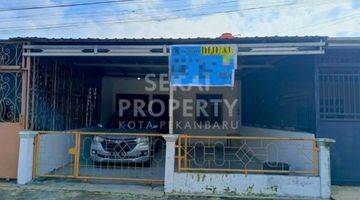 Gambar 1 Rumah siap huni di tengah kota di Jalan Perwira