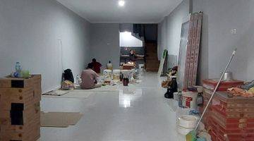 Gambar 4 Ruko Jelambar 4 Lantai 82m² Shm Jalan 2 Mobil Lega