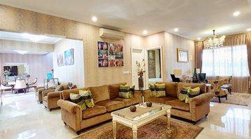 ruang keluarga jual rumah mewah fully furnished