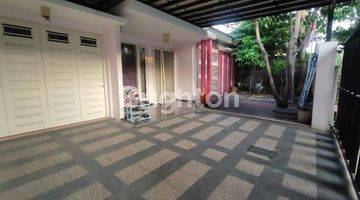 Gambar 1 Siap Huni Rumah Lebar 12 Manyar Tirtomoyo Semi Furnished Dekat Petra, Klampis Wisma Mukti, Araya, Pakuwon City, Dharmahusada, Kertajaya