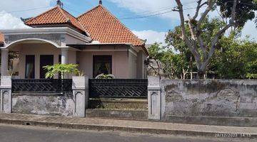 Gambar 1 Di Jual Rumah Sabe Beach 