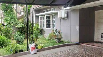 Gambar 2 Rumah 2 Lantai Unfurnished SHM di Kemang , Bekasi