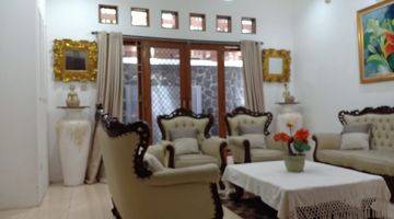 Gambar 1 Dijual Rumah ala Villa Cantik Split Level  Bintaro  Jaya 