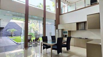 Gambar 1 Sewa Rumah Keren N Mewah Di Setra Duta Furnished 