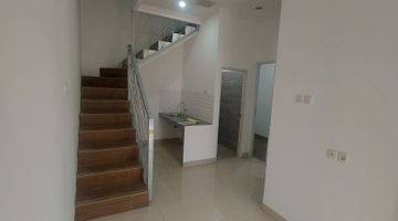 Gambar 1 Rumah Baru 2 Lantai town house di Jl H. ALPI Bandung